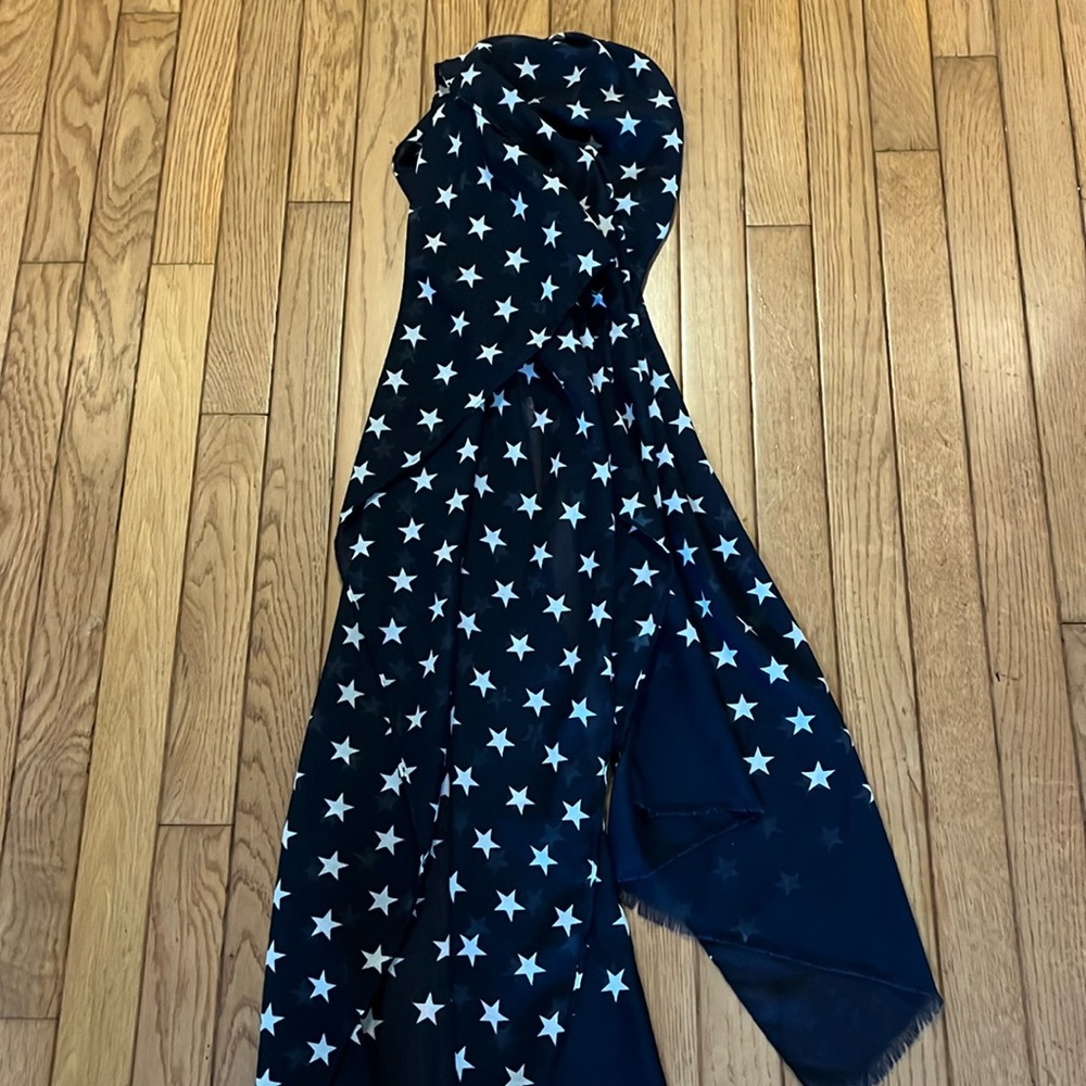 Gap scarf